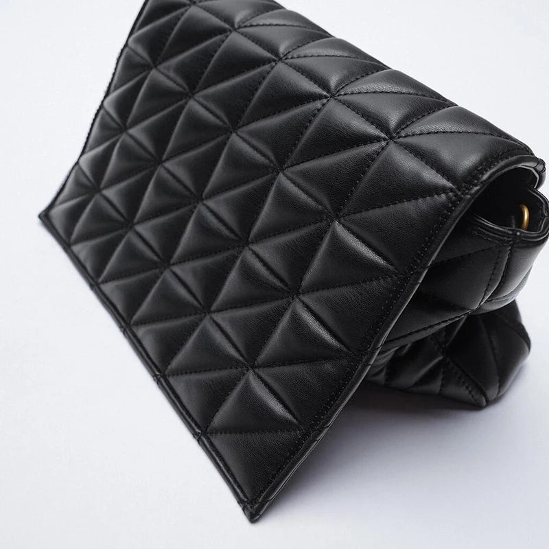 Quilted Shoulder Bag With Gold Chain Handle