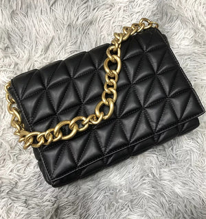 Quilted Shoulder Bag With Gold Chain Handle