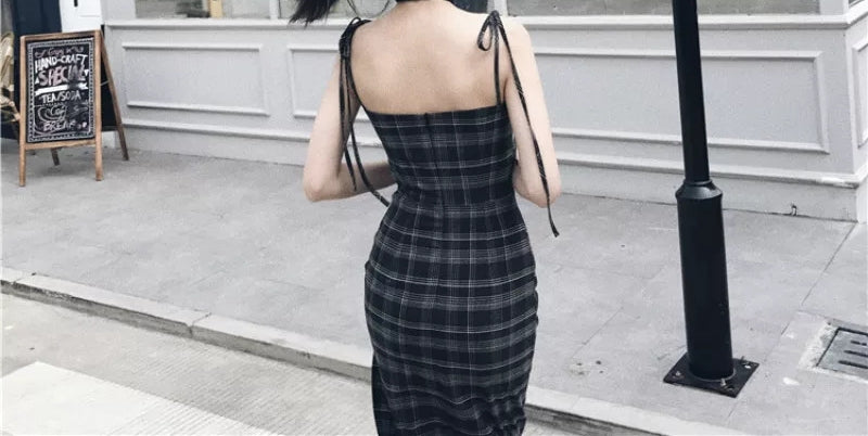 Witch Augusta Midi Dress