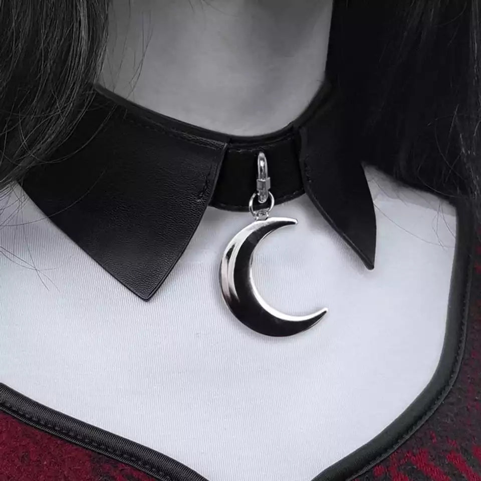 Big Moon Choker