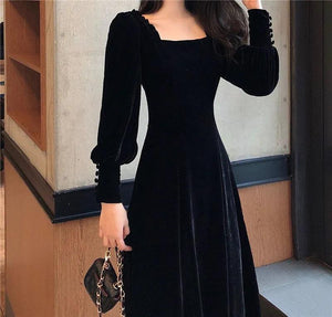 Witch Winnie Midi Dress