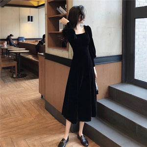 Witch Winnie Midi Dress