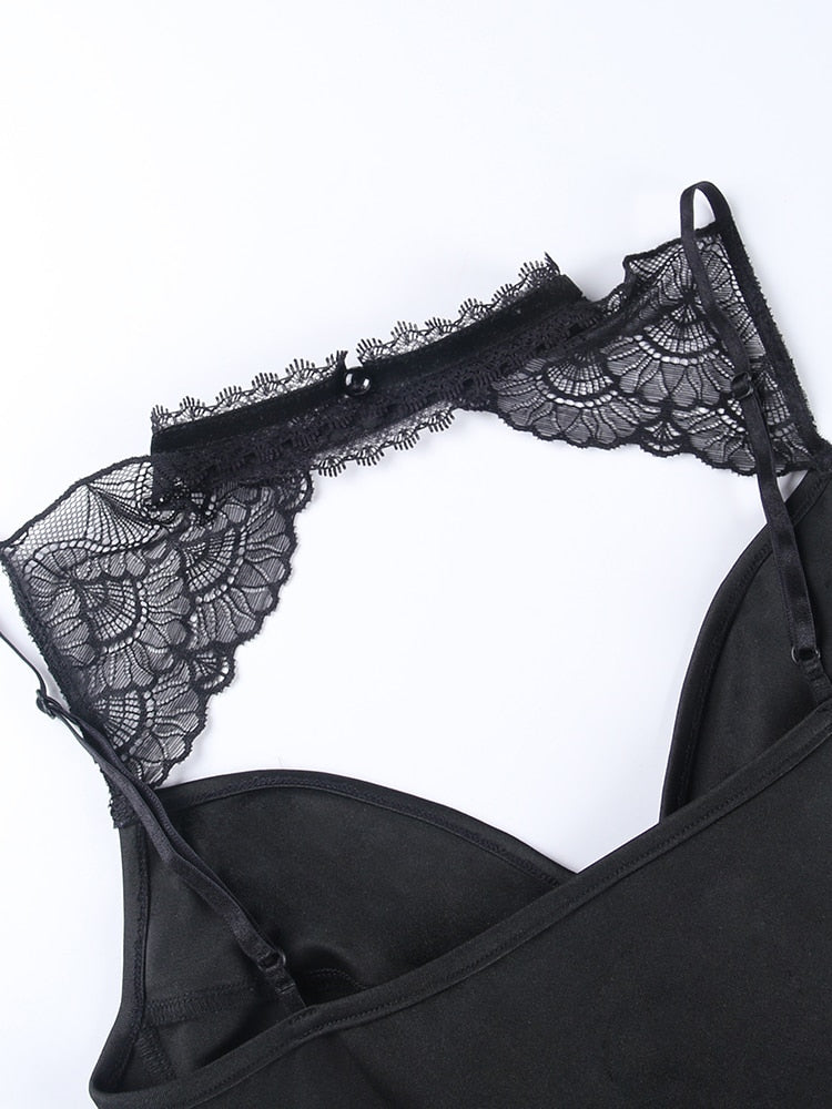 Witch Lucrecia Lace Bodysuit