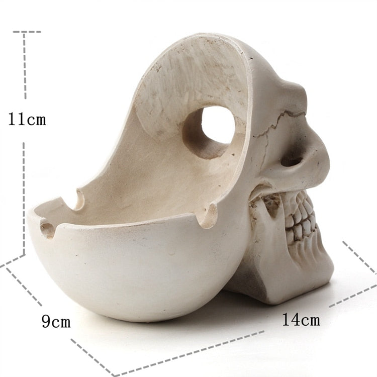 Retro Style Skull Shaped Ashtray