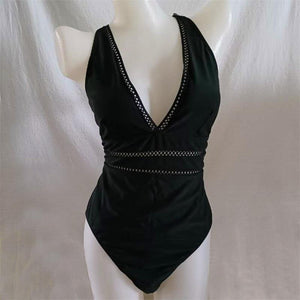 Plus Size Black Chic Monokini