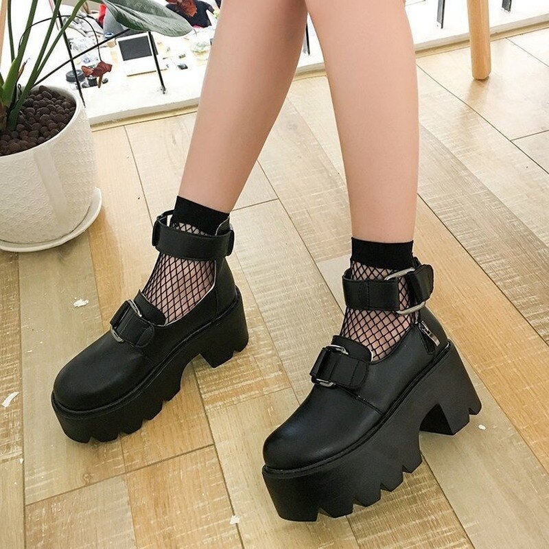 Retro Gothic Leather Shoes