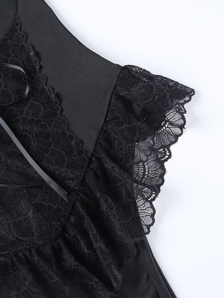 Witch Lucrecia Lace Bodysuit