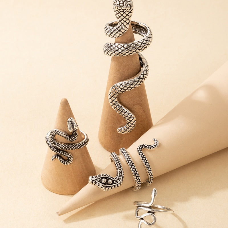 4 Pack Snake Shaped Ring Set