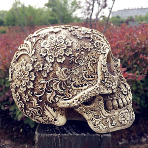 Garden Skull Statue