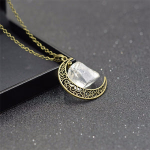 Irregular Natural Stone Moon Design Necklace