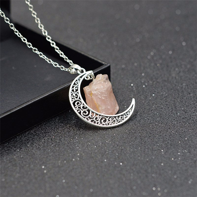 Irregular Natural Stone Moon Design Necklace