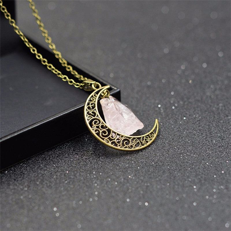 Irregular Natural Stone Moon Design Necklace