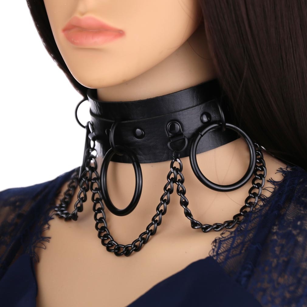 Triple Circle Choker Necklace