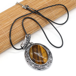 Framed Oval Stone Necklace