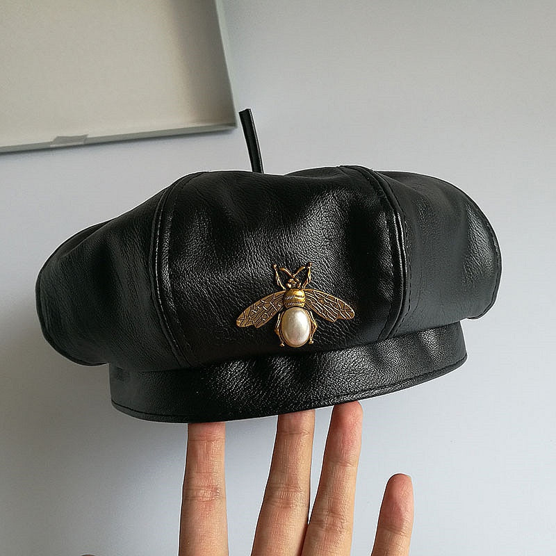 The Bee Vintage Beret and Gloves