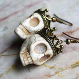 King Skull Earrings