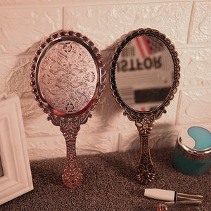 Witch Sabrina's Portable Mirror