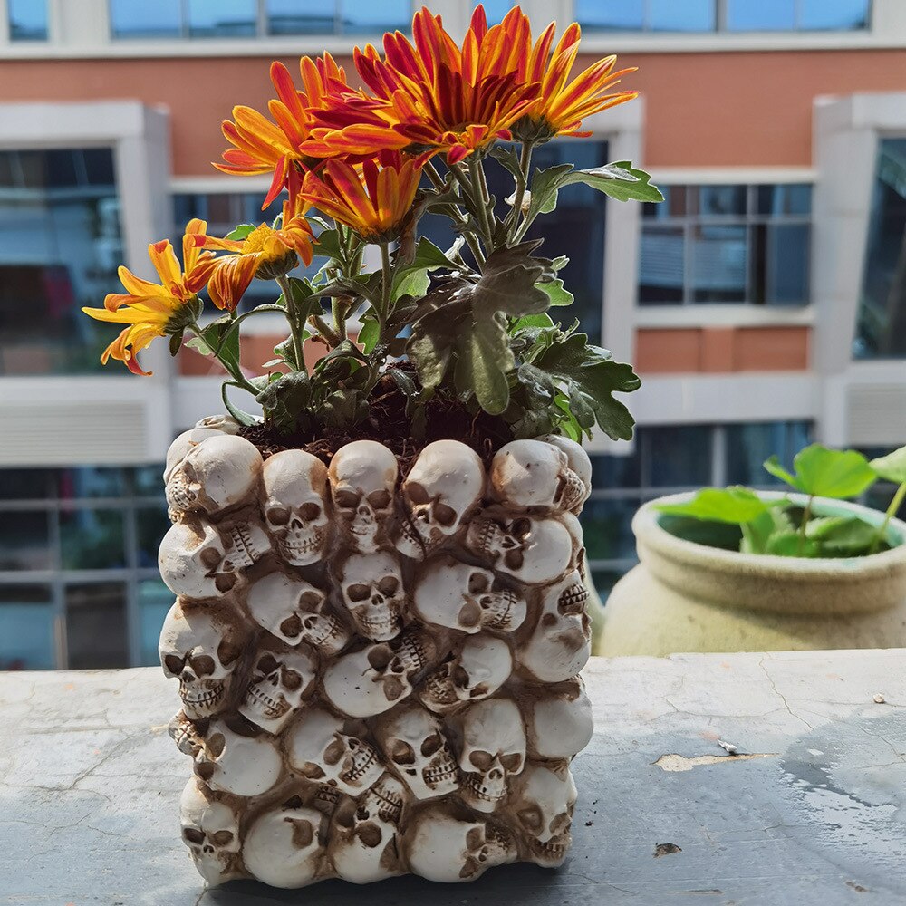 Small Skulls Flower Pot