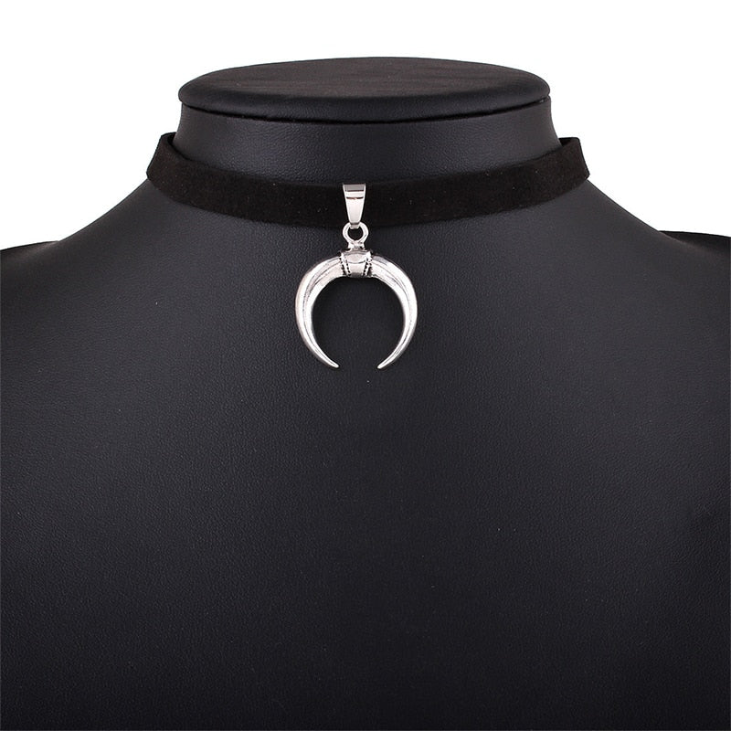 Moon Choker